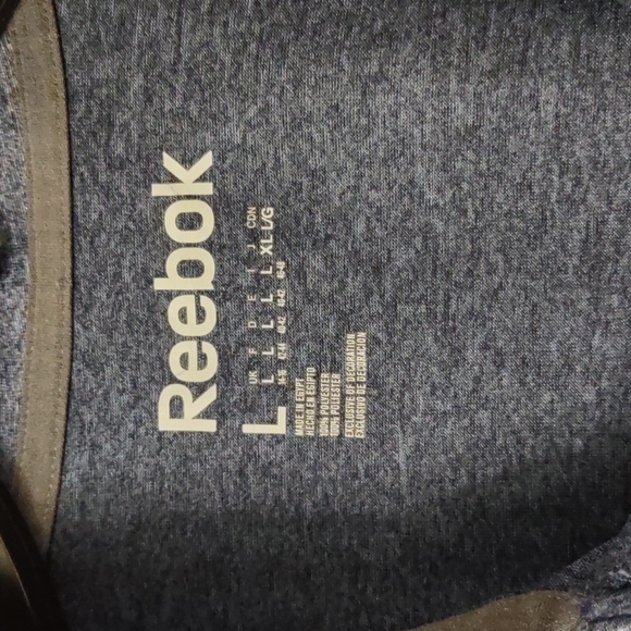 Reebok shirt polo for Men size L good condition , short sleeve - Picture 2 of 4